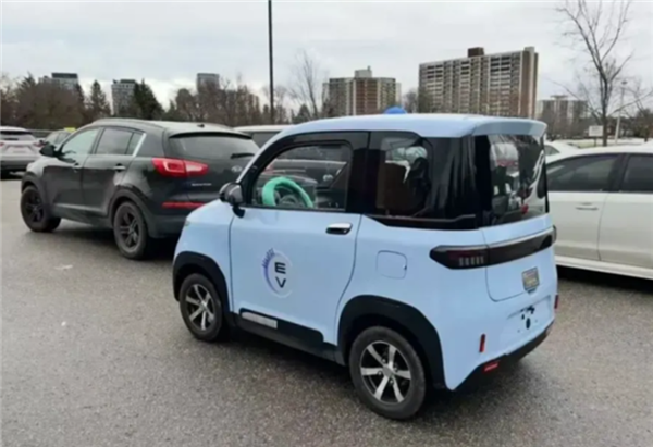 武汉市民盼“老头乐”上牌方便买菜，网友集体反对，交管部门最新回应来了